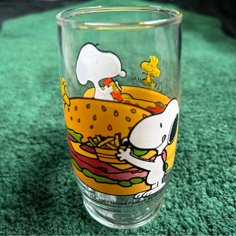 Vintage 1965 Snoopy Glass Cup